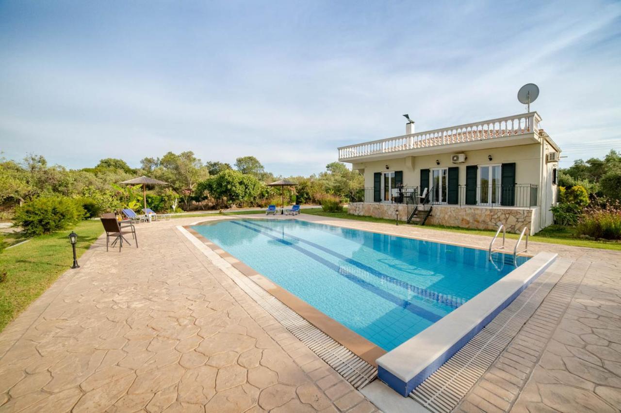 Villa Adonis Halikounas Exteriör bild