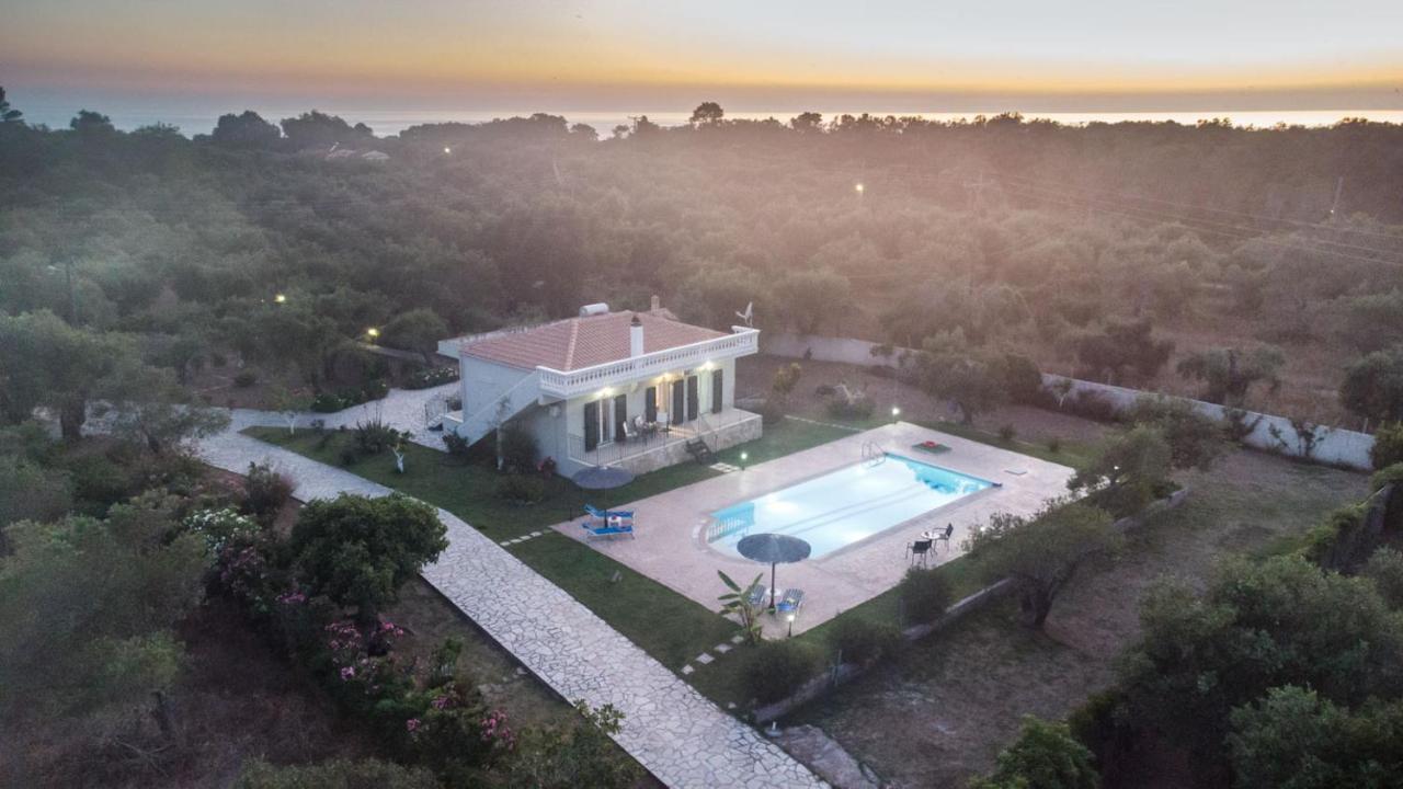 Villa Adonis Halikounas Exteriör bild