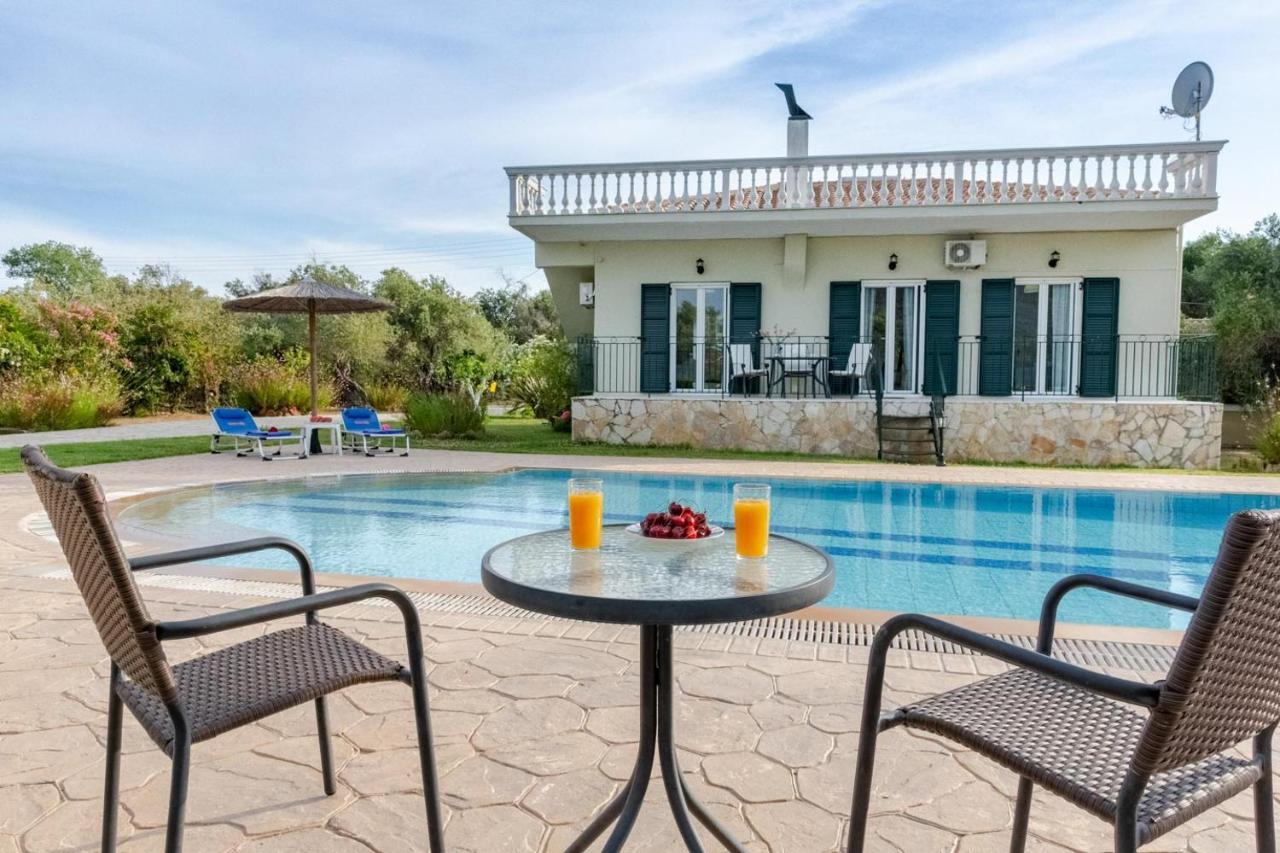 Villa Adonis Halikounas Exteriör bild
