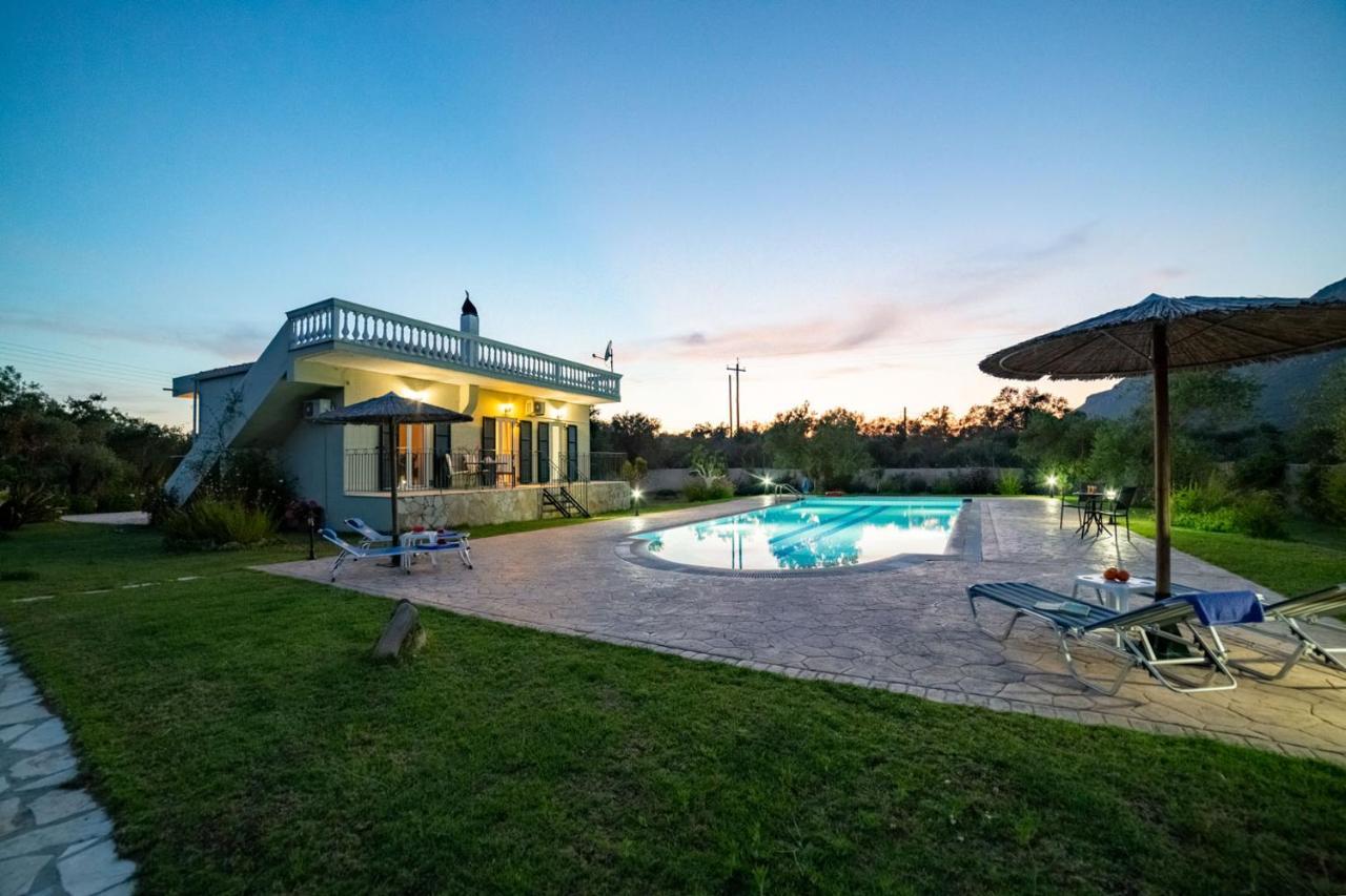 Villa Adonis Halikounas Exteriör bild